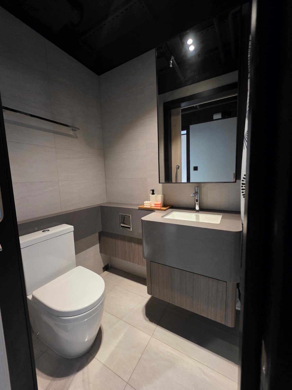 Share Bathroom